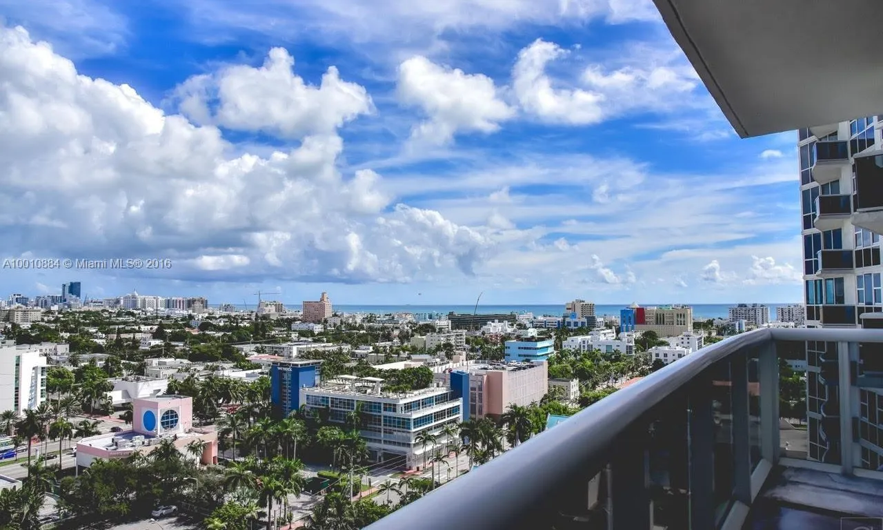 2 bedroom 2 bath for sale at 400 Alton Rd # 1405, Miami Beach FL 33139