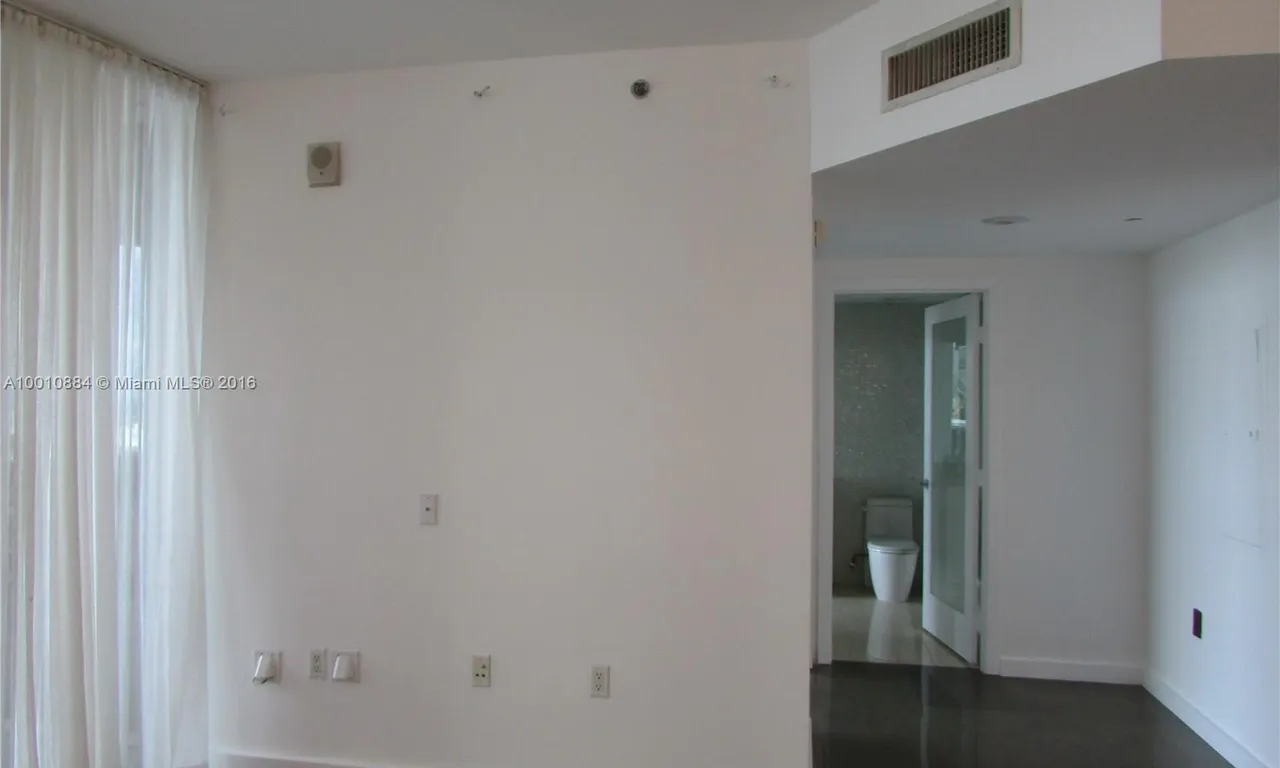 400 Alton Rd # 1405, Miami Beach FL 33139