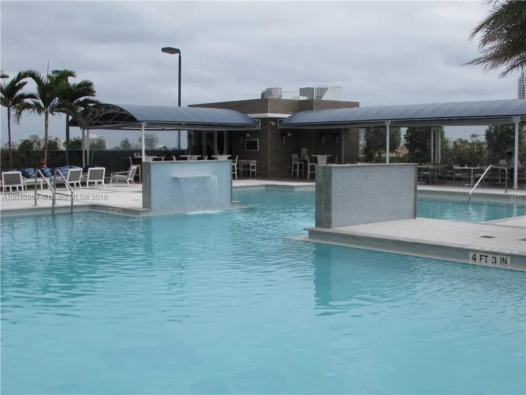 400 Alton Rd # 1405, Miami Beach FL 33139
