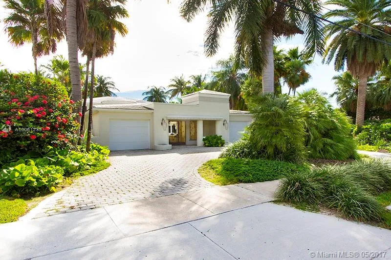 625 E Dilido Dr, Miami Beach FL 33139