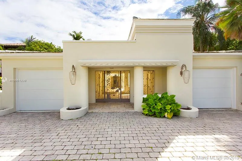 625 E Dilido Dr, Miami Beach FL 33139