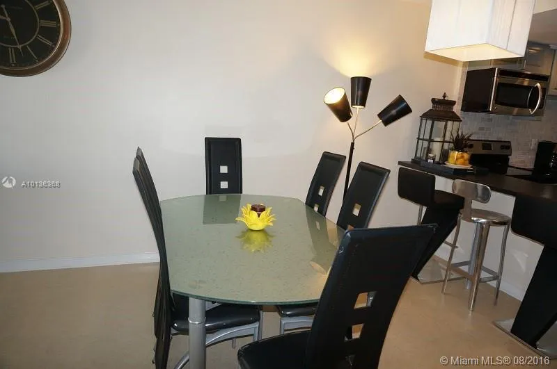 19370 COLLINS AV SEASONAL # 923, Sunny Isles Beach FL 33160