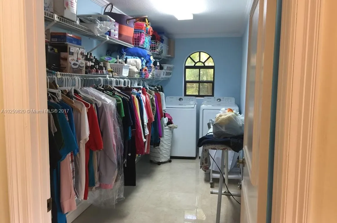 16253 NW 82nd Ave, Miami Lakes FL 33016
