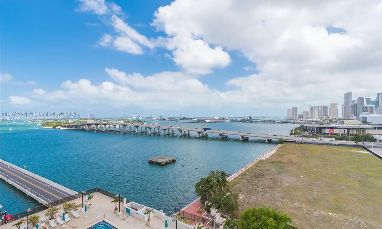 555 NE 15th St # 16H, Miami FL 33132