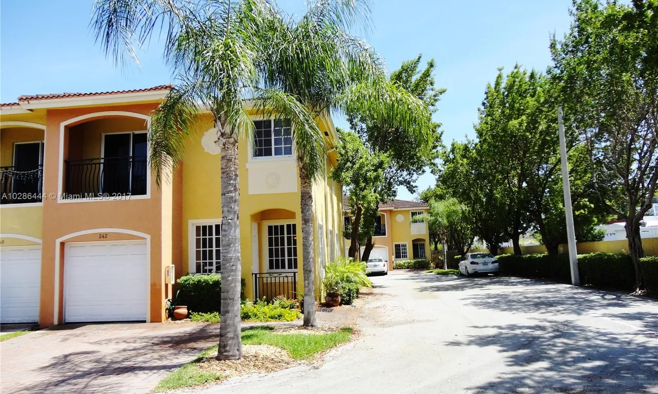 3 bedroom 2 bath for sale at 242 SE 2nd Ave, Hallandale Beach FL 33009