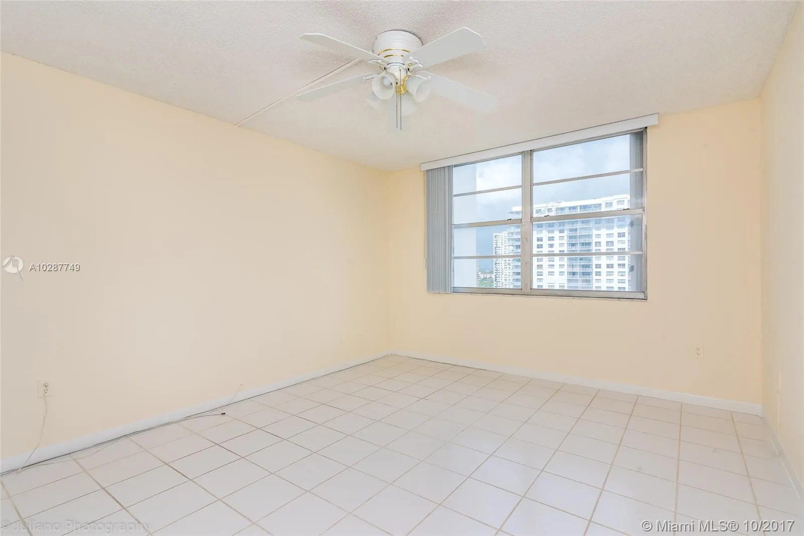 2851 NE 183rd St # 1406E, Aventura FL 33160