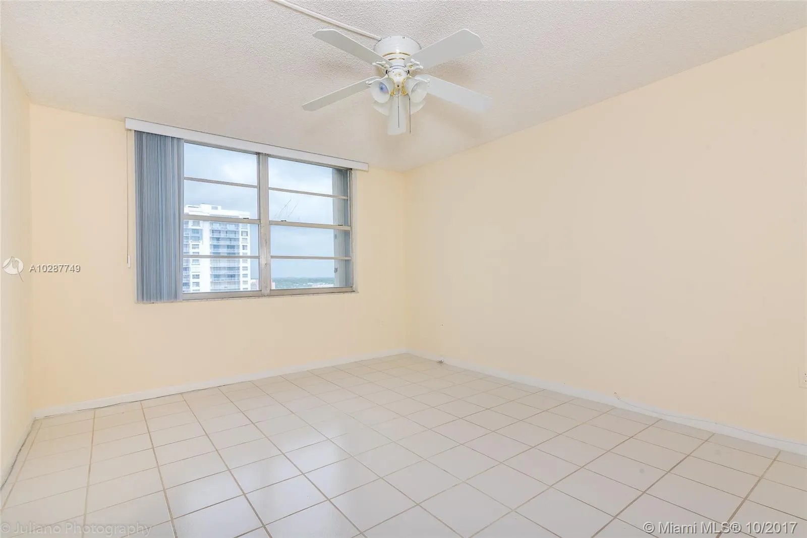 2851 NE 183rd St # 1406E, Aventura FL 33160
