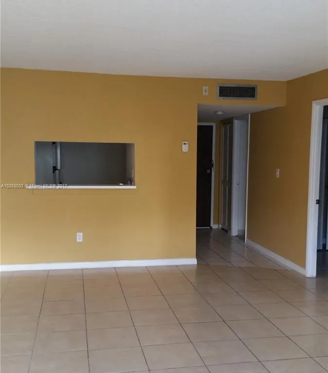 488 NW 165th St Rd # 414, Miami FL 33169