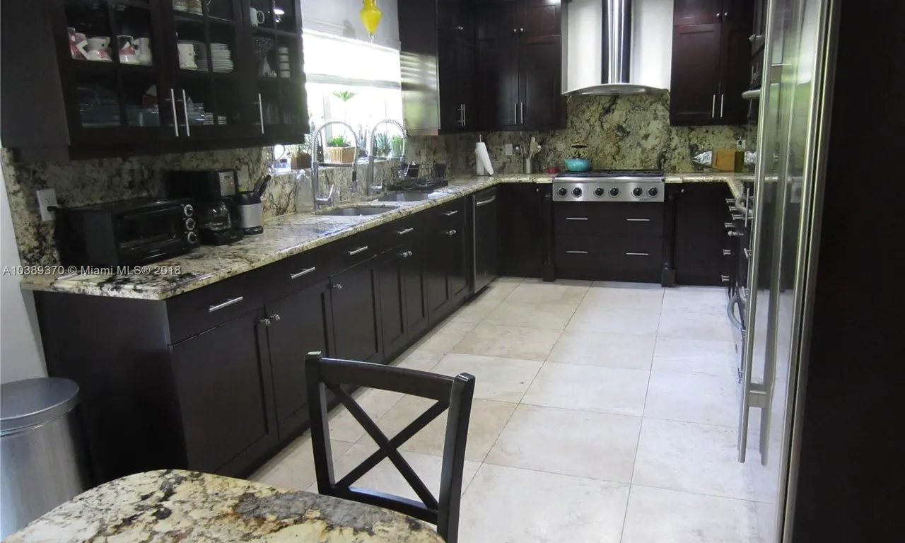 9056 Bay Dr, Surfside FL 33154