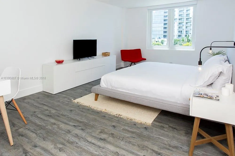 2301 Collins Ave # 306, Miami Beach FL 33139