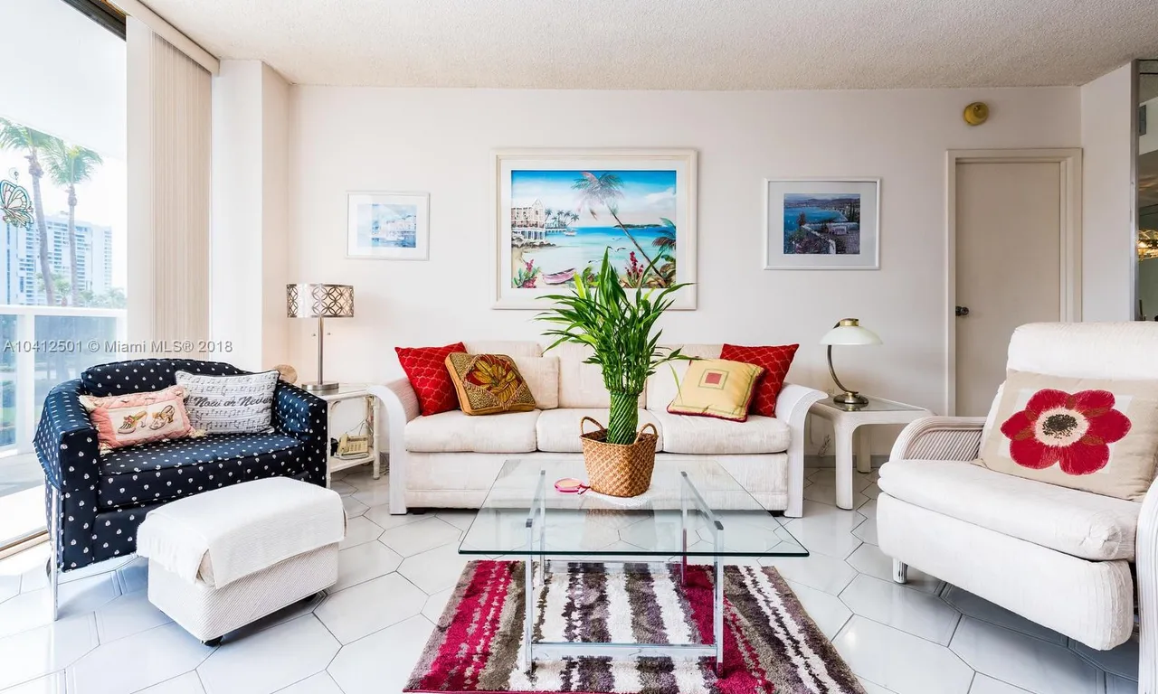 2 bedroom 2 bath for sale at 3675 N Country Club Dr # 206, Aventura FL 33180