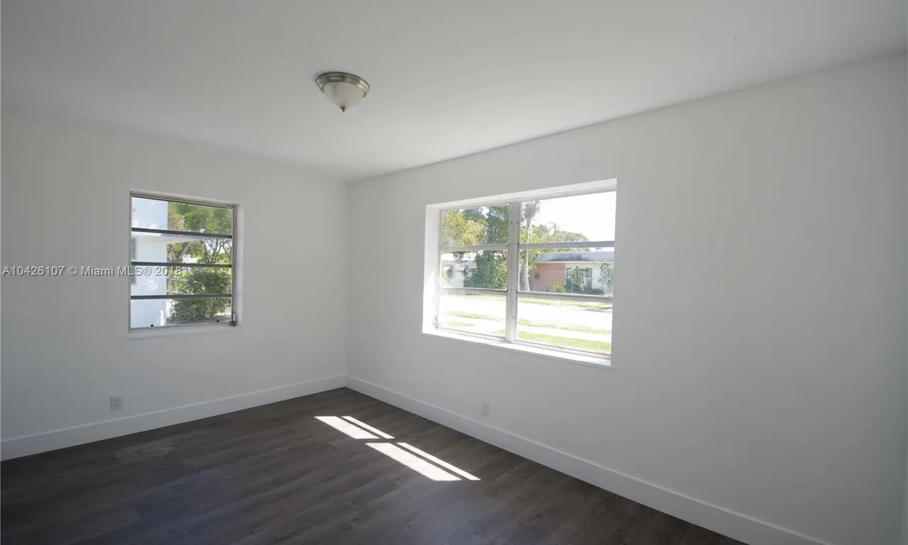 1711 Fletcher St, Hollywood FL 33020