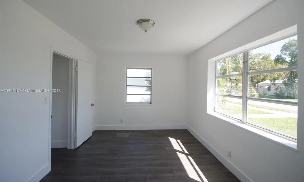 1711 Fletcher St, Hollywood FL 33020