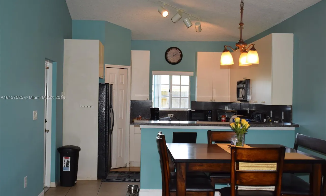 1225 NE 32nd Ave # 1225, Homestead FL 33033