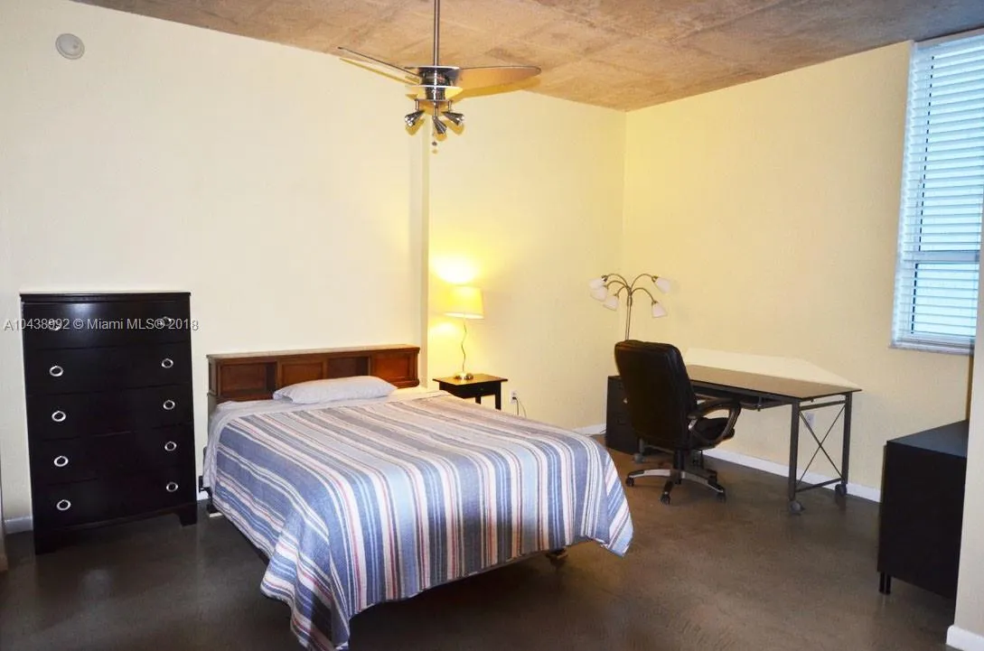 234 NE 3rd St # 1106, Miami FL 33132