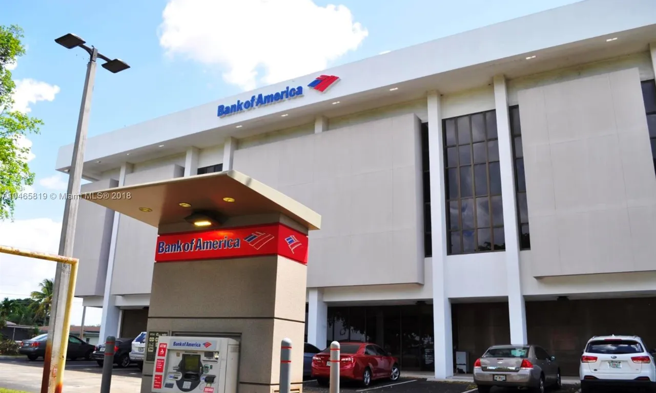 3661 W Oakland Park Blvd, Lauderdale Lakes FL 33311