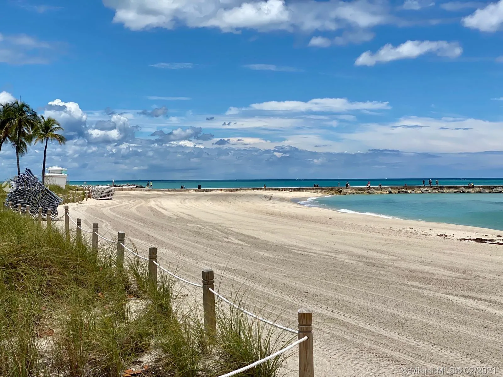 3 bedroom 4 bath for sale at 10225 Collins Ave # 904, Bal Harbour FL 33154