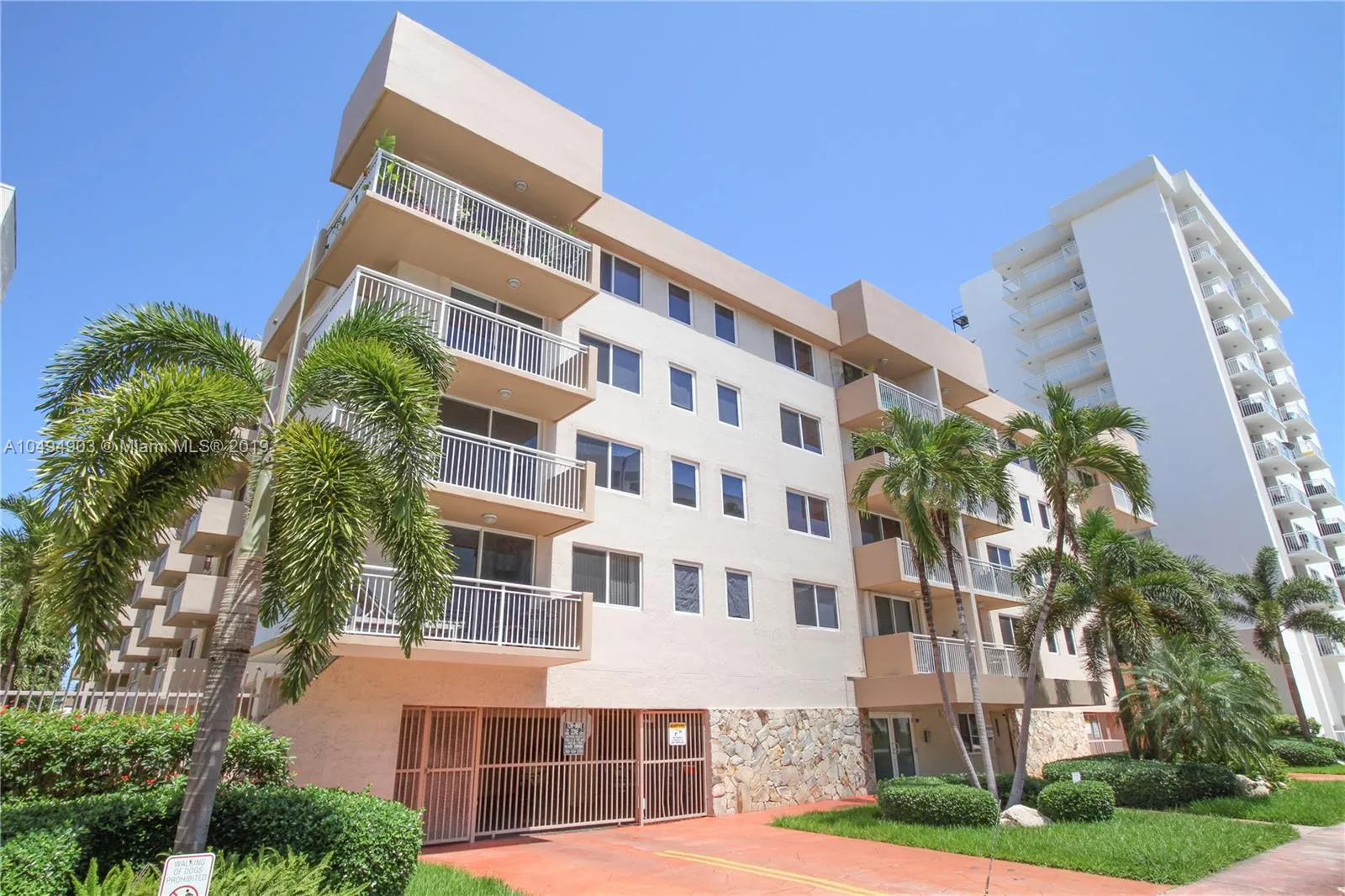 1665 Bay Rd # 322, Miami Beach FL 33139