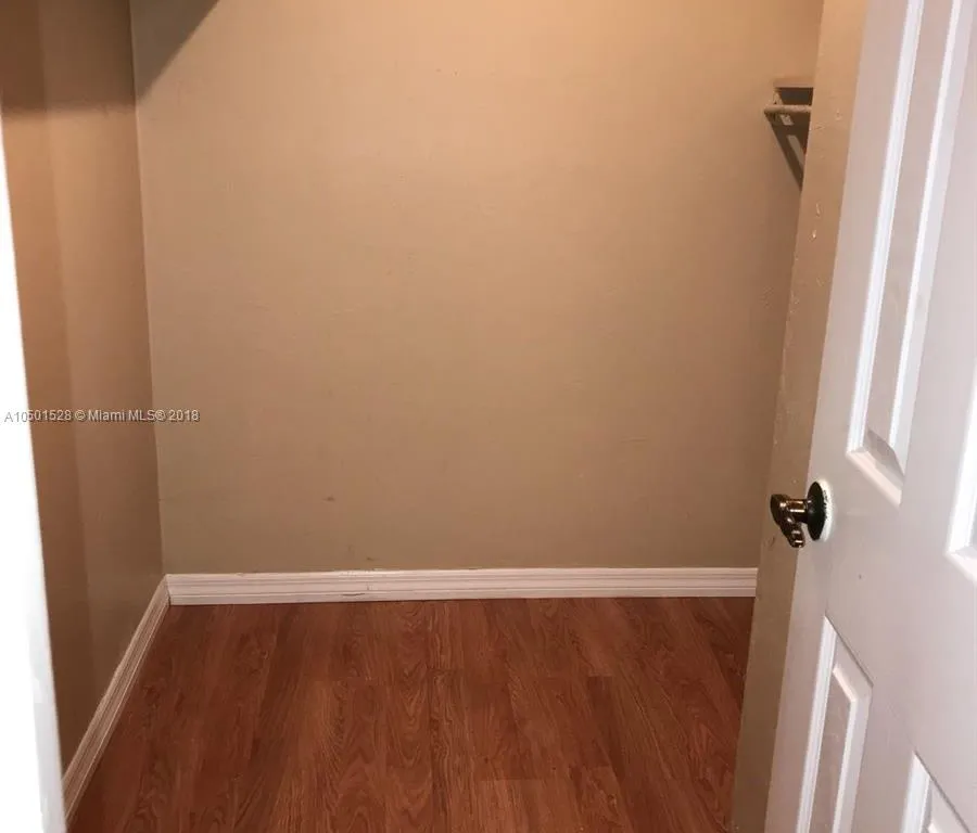 870 NW 87th Ave # 407, Miami FL 33172