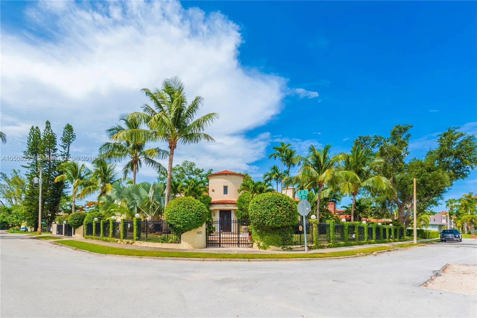 1051 NE 89th St, Miami FL 33138