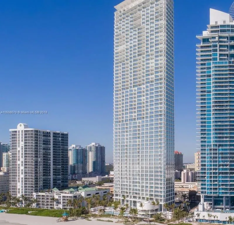 4 bedroom 4 bath for rent at 16901 Collins Ave # 1901, Sunny Isles Beach FL 33160