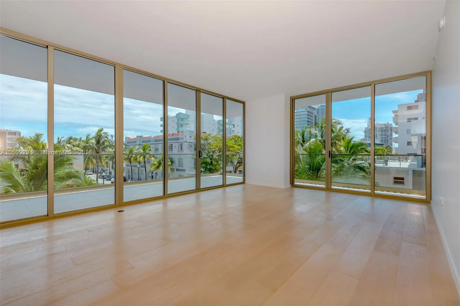 300 Collins Ave # 3D, Miami Beach FL 33139