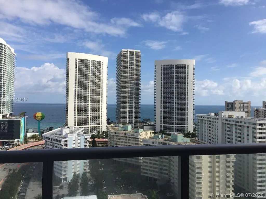 2600 E Hallandale Beach # 2202, Hallandale Beach FL 33009