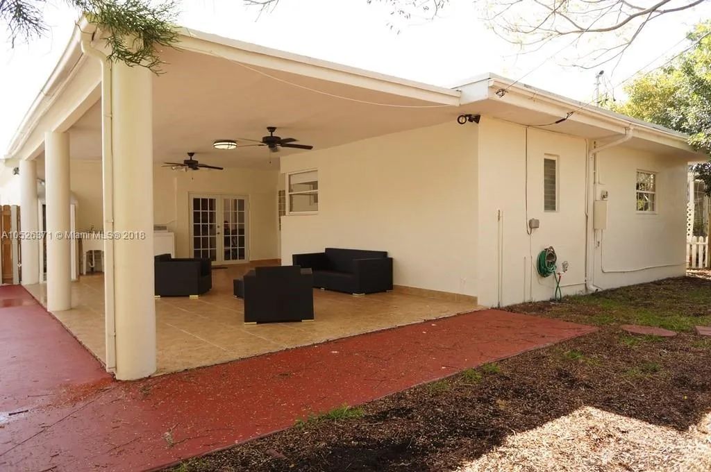 7544 Adventure Ave, North Bay Village FL 33141