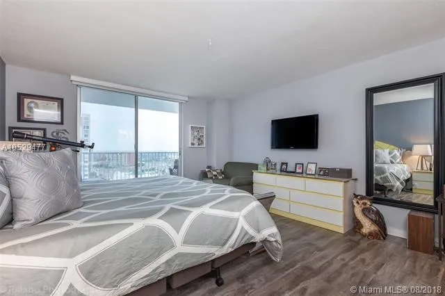 2851 NE 183rd St # 1502E, Aventura FL 33160