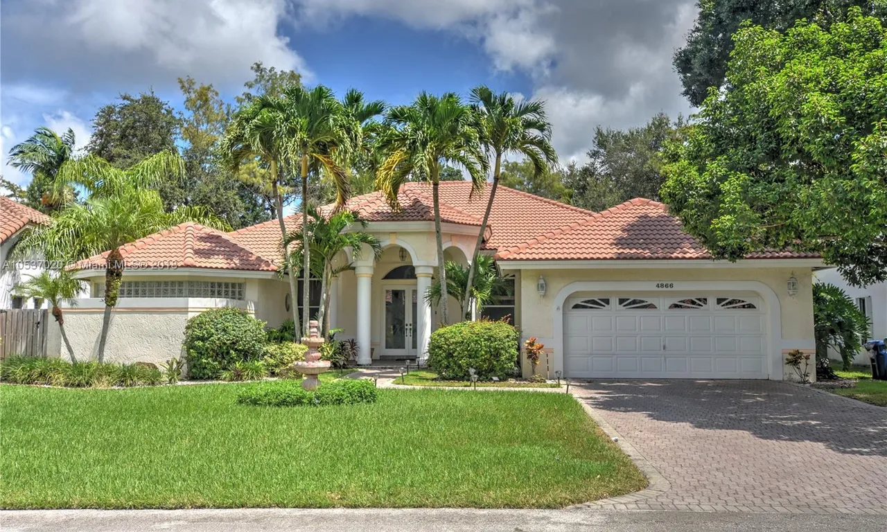 4 bedroom 3 bath for sale at 4866 NW 67th Ave, Lauderhill FL 33319