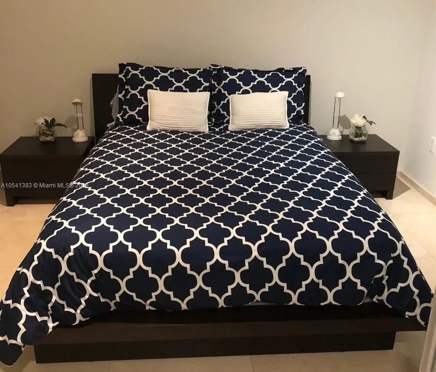 1830 S Ocean Dr # 1905, Hallandale Beach FL 33009