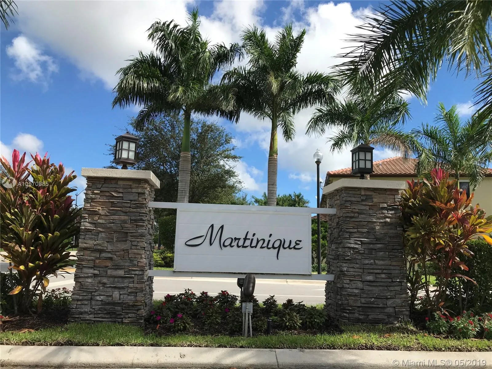 3 bedroom 2 bath for sale at 3208 SE 6th St # 3208, Homestead FL 33033