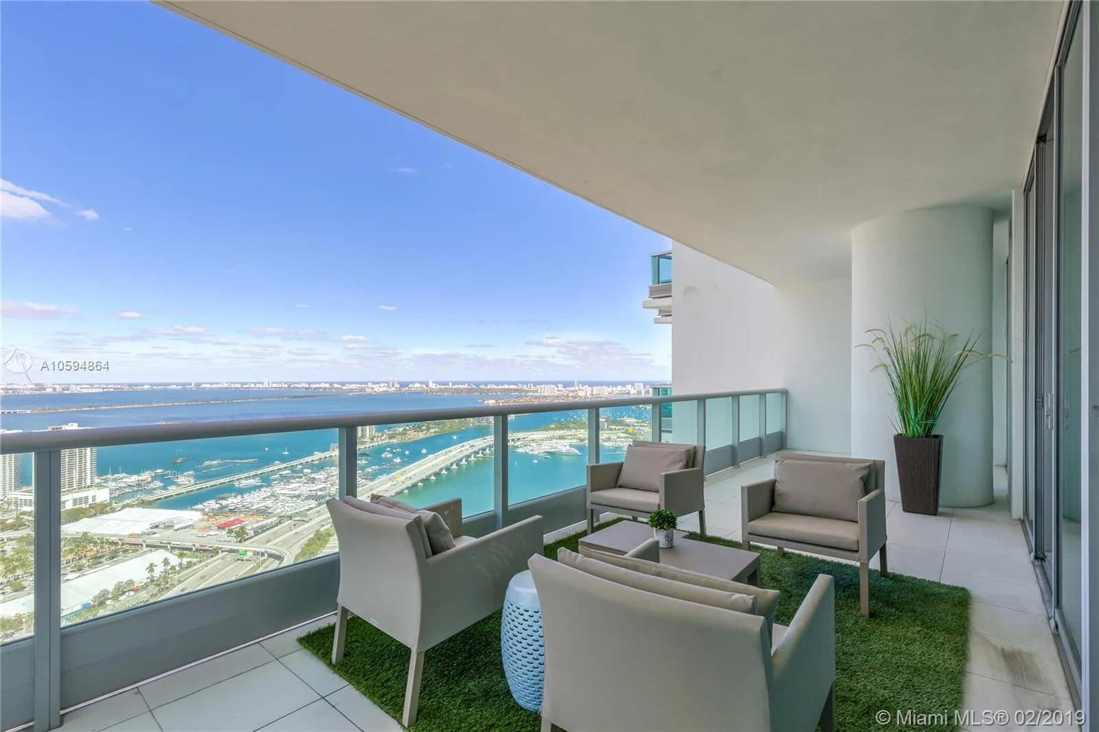 900 Biscayne Blvd # 5208, Miami FL 33132