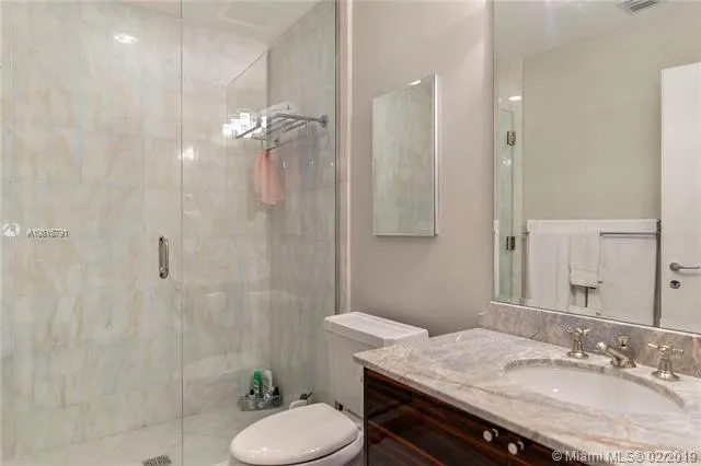 50 S Pointe Dr # 504, Miami Beach FL 33139
