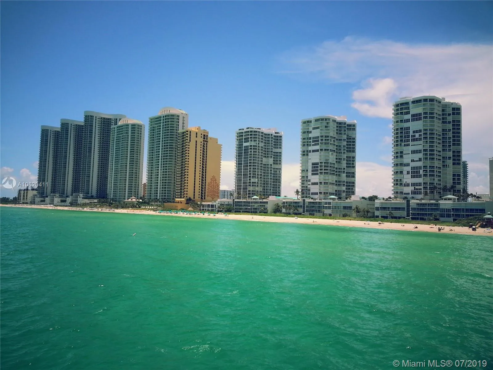 250 174th St # 302, Sunny Isles Beach FL 33160
