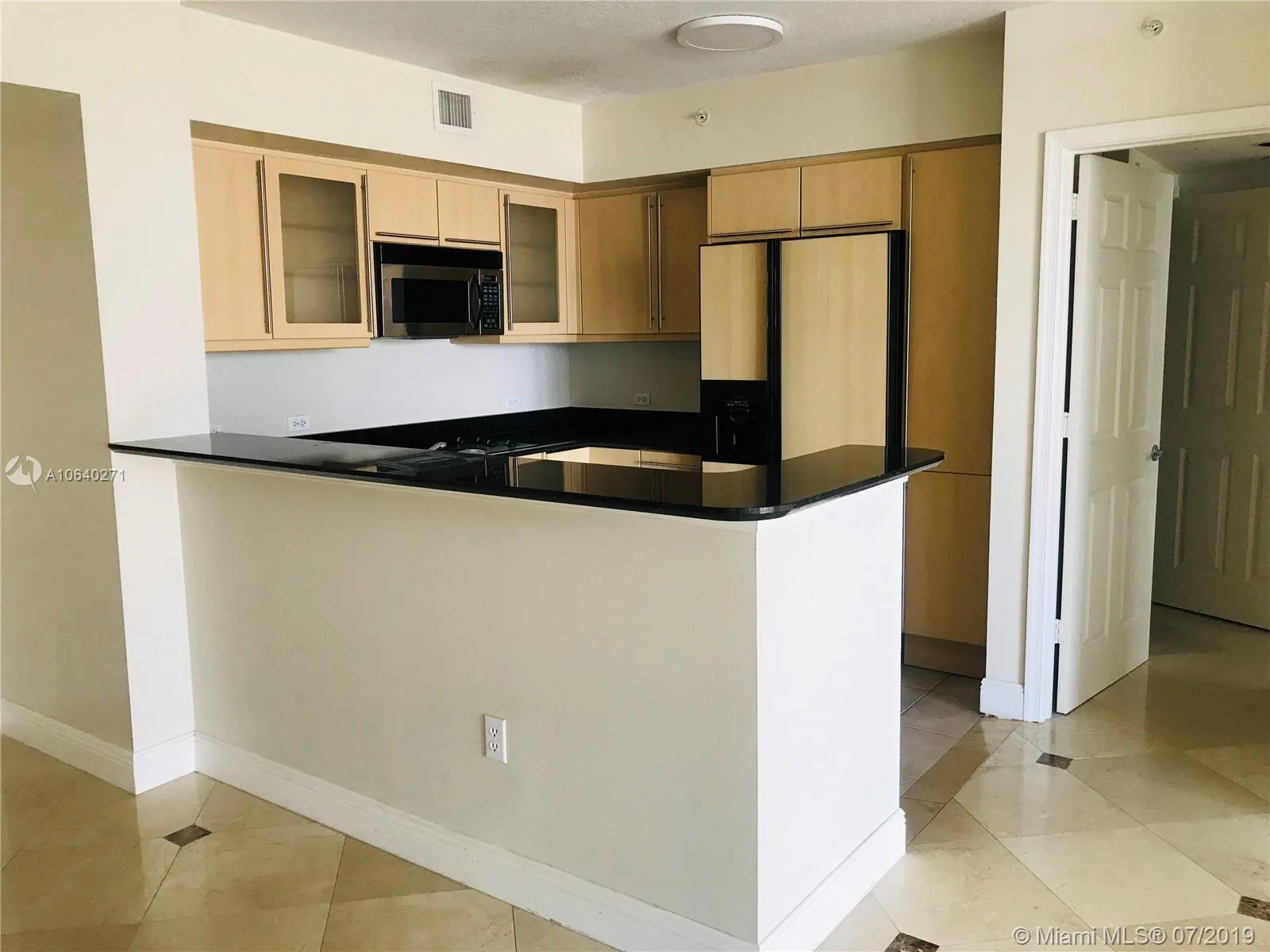 2080 S Ocean Dr # 905, Hallandale Beach FL 33009