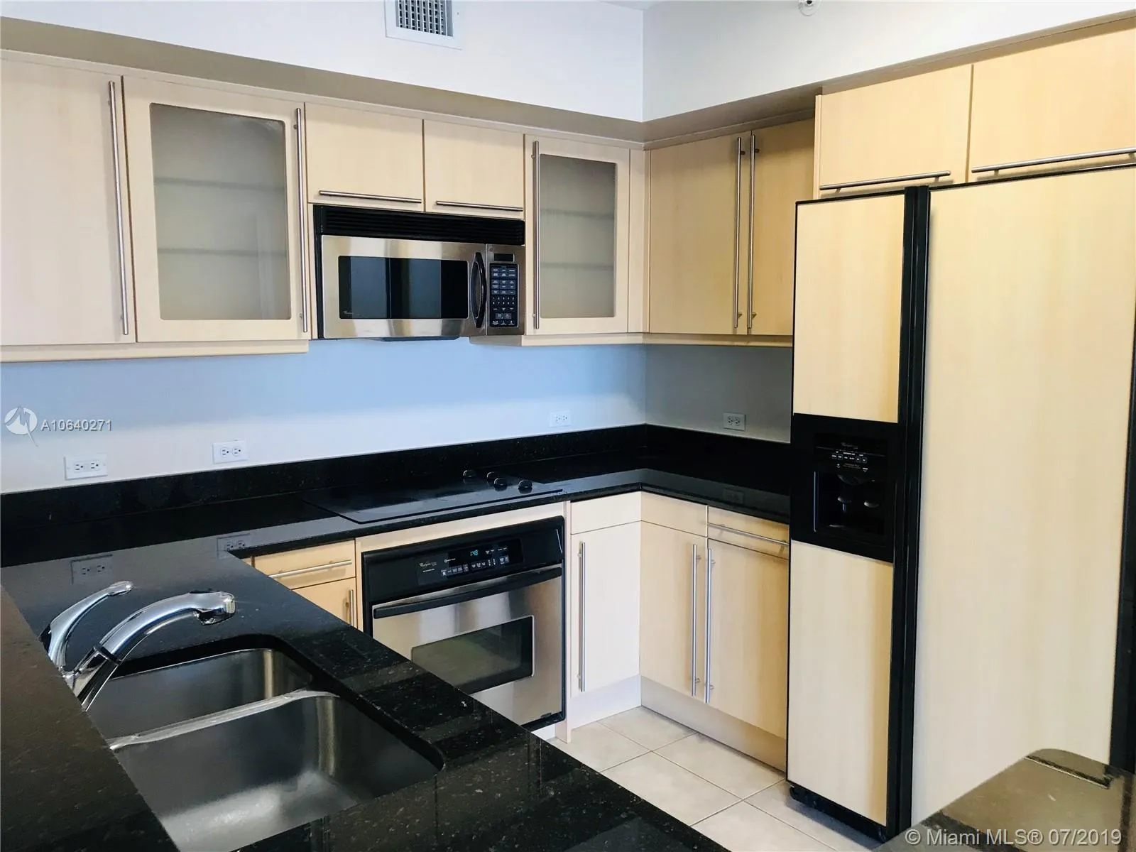 2080 S Ocean Dr # 905, Hallandale Beach FL 33009