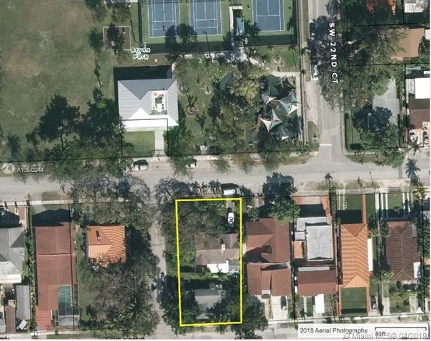 2290 SW 13th St, Miami FL 33145
