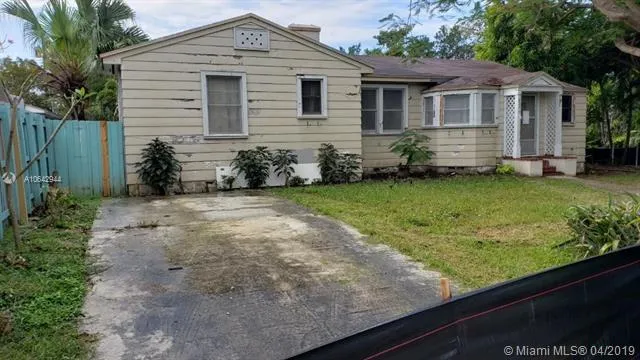 2290 SW 13th St, Miami FL 33145