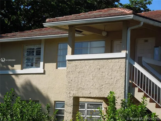 10104 Twin Lakes Dr # F, Coral Springs FL 33071