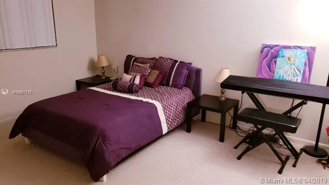 410 SE 2nd St # 106, Hallandale Beach FL 33009