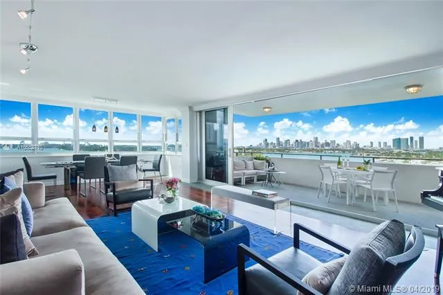 4 bedroom 3 bath for sale at 11 Island Ave # 1201, Miami Beach FL 33139