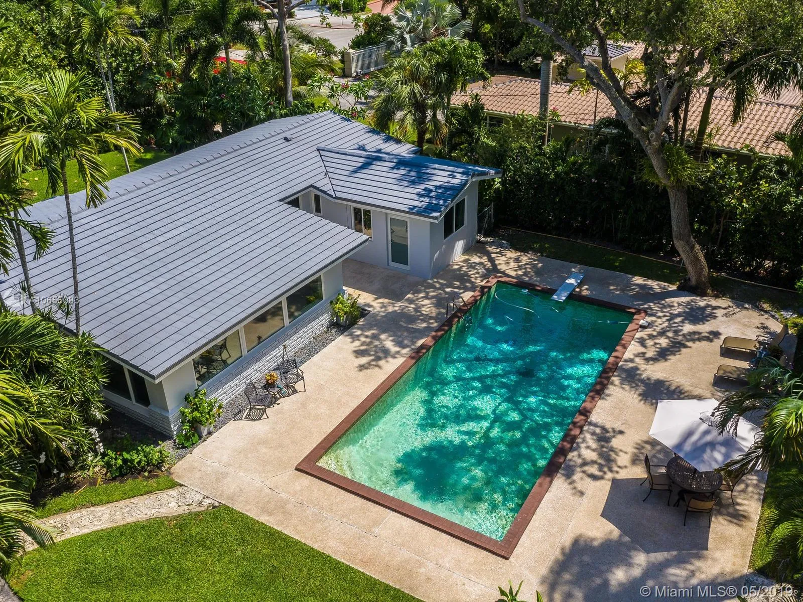 3 bedroom 2 bath for sale at 4510 Ingraham Hwy, Coral Gables FL 33133