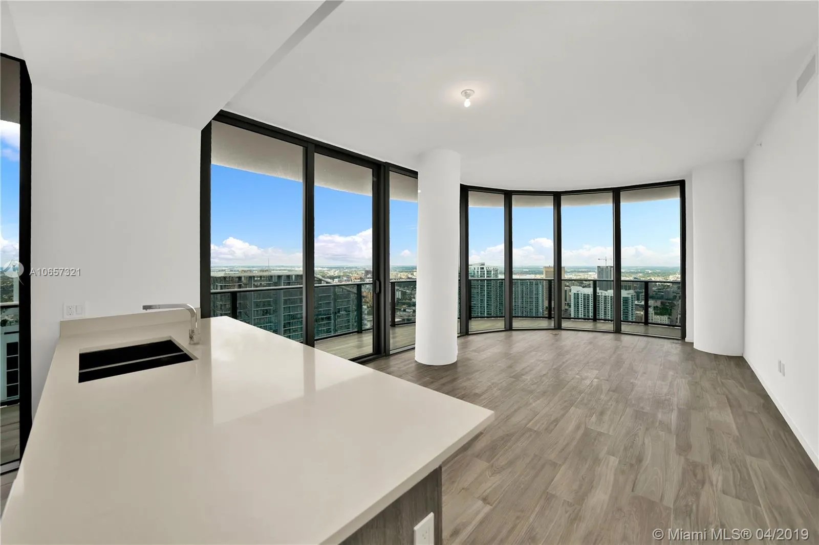 801 S Miami Ave # 5209, Miami FL 33130