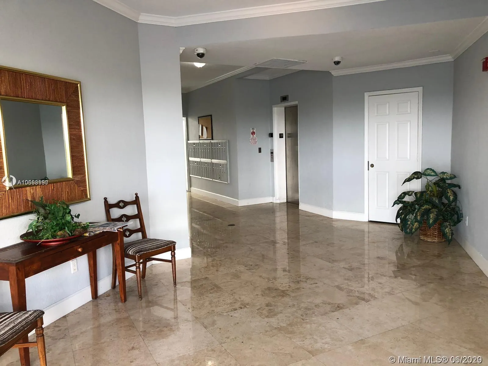1185 Marseille Dr # 209, Miami Beach FL 33141