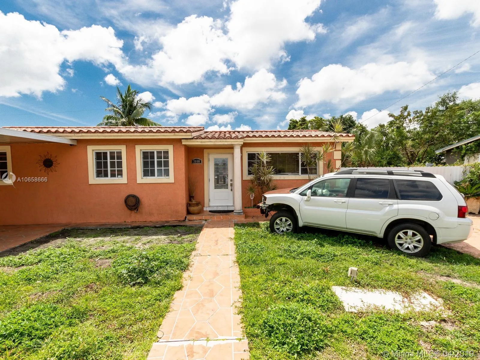 3060 NW 88th St, Miami FL 33147