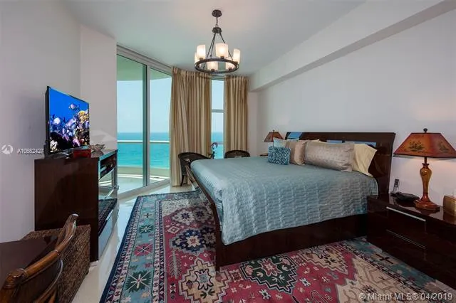 16047 Collins Ave # 1202, Sunny Isles Beach FL 33160