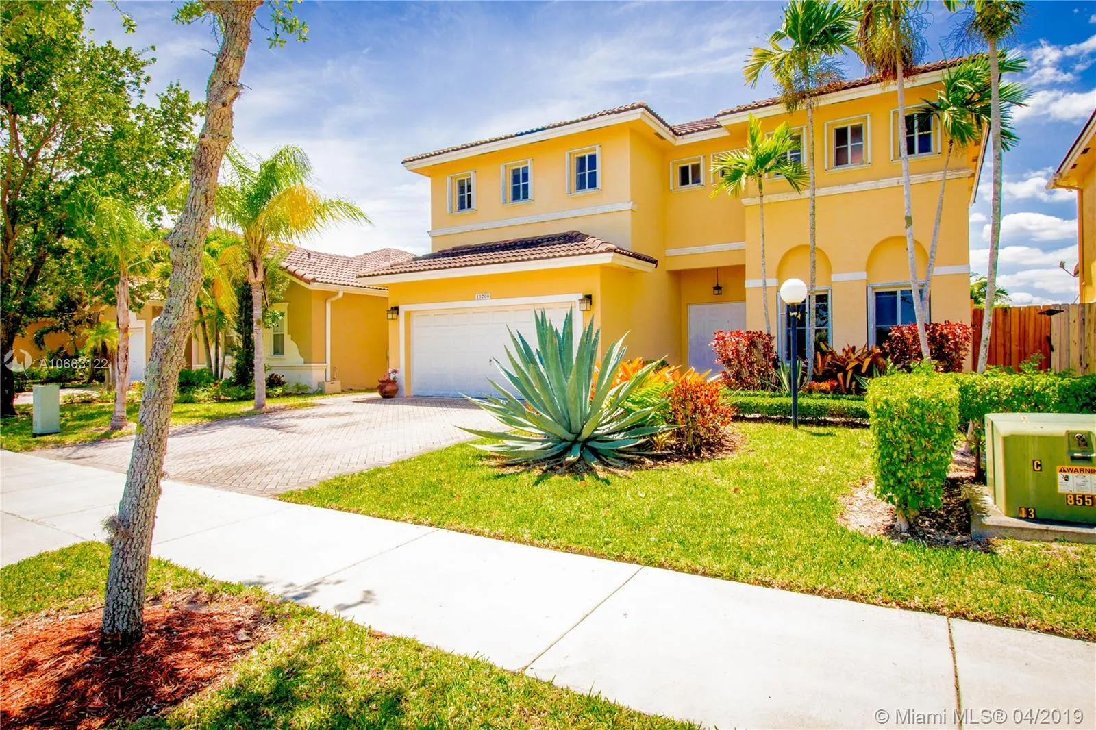 13700 SW 127th Ct, Miami FL 33186