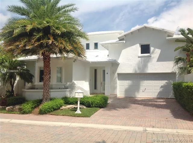 5 bedroom 7 bath for rent at 8 Turtle Walk # 8, Key Biscayne FL 33149