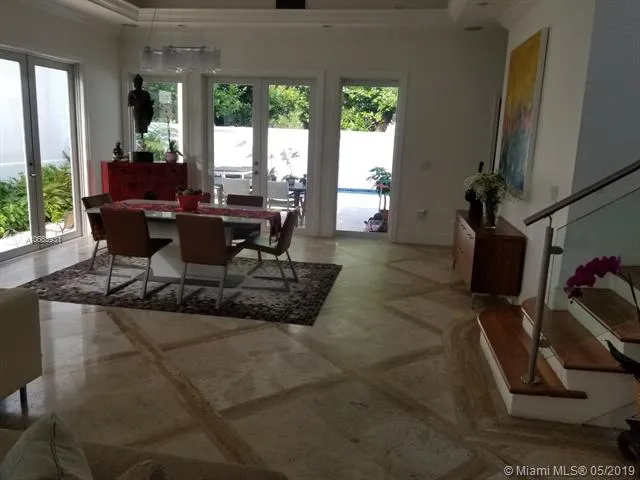 8 Turtle Walk # 8, Key Biscayne FL 33149